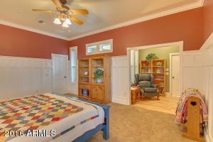 2066 E Appleby Rd, Gilbert, AZ 85298 photo 12
