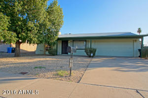 6823 W Earll Dr, Phoenix, AZ 85033 photo 1