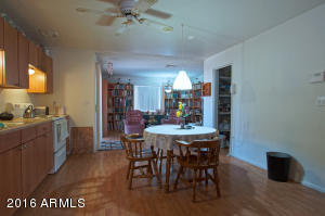 6823 W Earll Dr, Phoenix, AZ 85033 photo 6