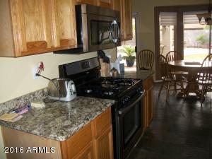 2287 E Amber Ln, Gilbert, AZ 85296 photo 9