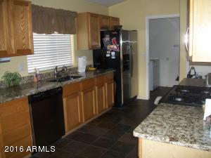 2287 E Amber Ln, Gilbert, AZ 85296 photo 10