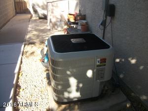 2287 E Amber Ln, Gilbert, AZ 85296 photo 8