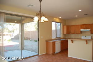 8315 S 23rd Pl, Phoenix, AZ 85042 photo 11