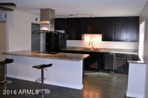 933 E 7th Pl, Mesa, AZ 85203 photo 3