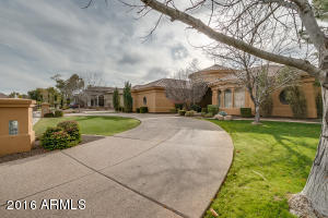 2527 E Page Ct, Gilbert, AZ 85234 photo 2