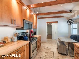 4905 E White Gates Dr, Phoenix, AZ 85018 photo 6