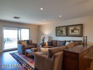 4905 E White Gates Dr, Phoenix, AZ 85018 photo 10