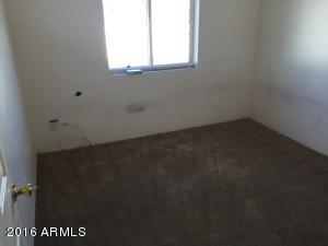 1718 E Pleasant Ln, Phoenix, AZ 85042 photo 10