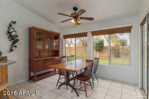 304 E Liberty Ln, Gilbert, AZ 85296 photo 8