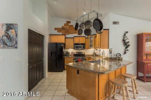 304 E Liberty Ln, Gilbert, AZ 85296 photo 4