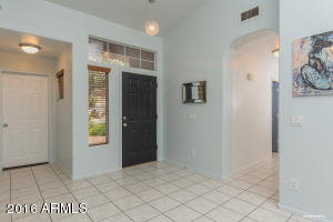 304 E Liberty Ln, Gilbert, AZ 85296 photo 3
