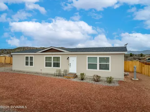 5845 N Robin Lynn Ln, Rimrock, AZ 86335