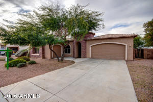 3044 S Colonial St, Gilbert, AZ 85295 photo 1