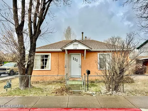 123 S Park St, Flagstaff, AZ 86001