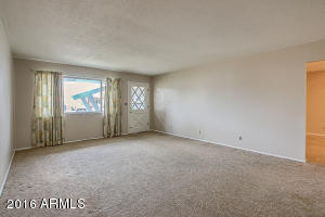 3227 W Eugie Ave, Phoenix, AZ 85029 photo 7