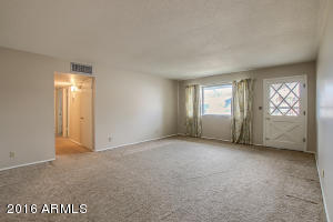 3227 W Eugie Ave, Phoenix, AZ 85029 photo 8