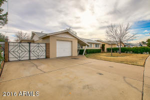 3227 W Eugie Ave, Phoenix, AZ 85029 photo 2