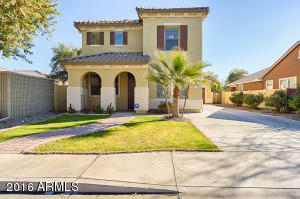 4691 S Twinleaf Dr, Gilbert, AZ 85297 photo 2