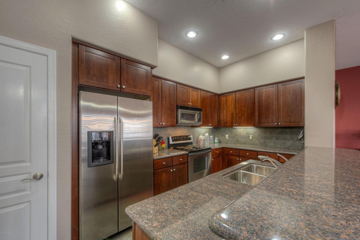 4488 E Thomas Rd #2040, Phoenix, AZ 85018 photo 11