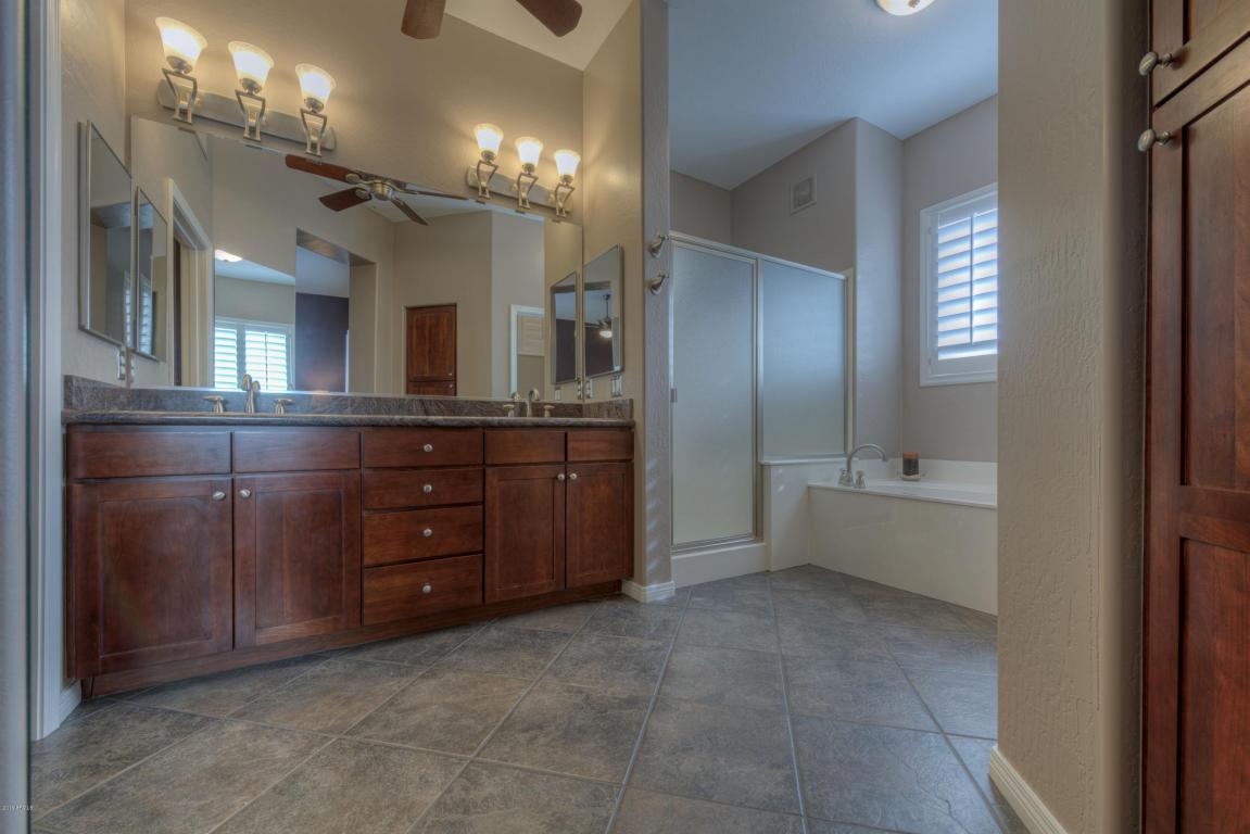 4488 E Thomas Rd #2040, Phoenix, AZ 85018 photo 13