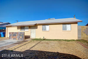 6918 W Wolf St, Phoenix, AZ 85033 photo 2
