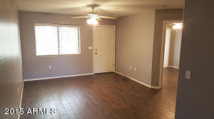 3301 Earll Dr #108, Phoenix, AZ 85018 photo 4