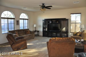 4782 E Bonanza Rd, Gilbert, AZ 85297 photo 2