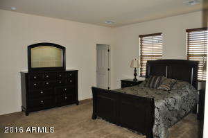 4782 E Bonanza Rd, Gilbert, AZ 85297 photo 9