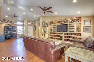 3741 Emerald Ave, Mesa, AZ 85206 photo 2