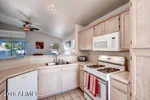 1382 E Vaughn Ave, Gilbert, AZ 85234 photo 6