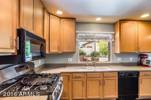 2251 E Ocotillo Rd, Phoenix, AZ 85016 photo 12
