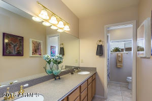 2251 E Ocotillo Rd, Phoenix, AZ 85016 photo 18