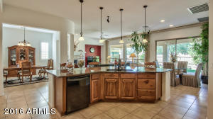 5496 S Crabtree Ln, Gilbert, AZ 85298 photo 15