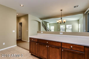 945 S Hawk Ln, Gilbert, AZ 85296 photo 16