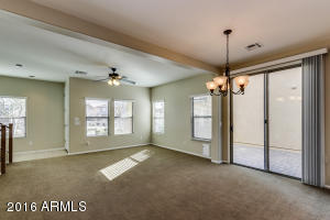 945 S Hawk Ln, Gilbert, AZ 85296 photo 9