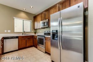 945 S Hawk Ln, Gilbert, AZ 85296 photo 14