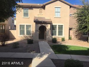 1933 Emily Ln, Gilbert, AZ 85295 photo 1