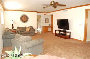 664 E Morgan Dr, Gilbert, AZ 85295 photo 8
