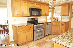 664 E Morgan Dr, Gilbert, AZ 85295 photo 6