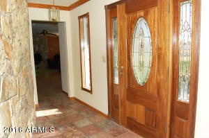 664 E Morgan Dr, Gilbert, AZ 85295 photo 3