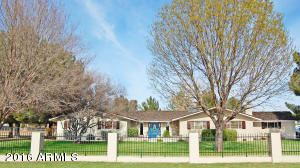 664 E Morgan Dr, Gilbert, AZ 85295 photo 1
