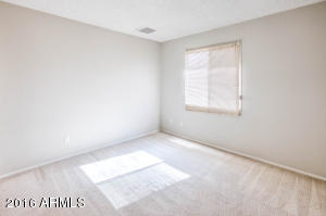 4128 E Pleasant Ln, Phoenix, AZ 85042 photo 12