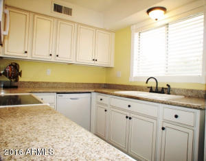 4394 N 36th St, Phoenix, AZ 85018 photo 13