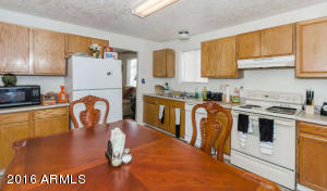 2213 E Yale St, Phoenix, AZ 85006 photo 9