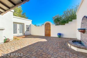 3820 Equestrian Trl, Phoenix, AZ 85044 photo 13
