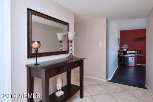 2832 E Paradise Dr, Phoenix, AZ 85028 photo 2