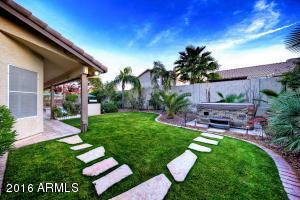 6759 E Vinson Cir, Mesa, AZ 85215 photo 4