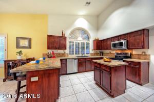 6759 E Vinson Cir, Mesa, AZ 85215 photo 7