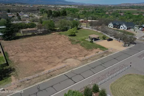 2566 N Paint Dr, Camp Verde, AZ 86322