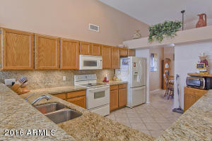 4449 E Danbury Rd, Phoenix, AZ 85032 photo 4